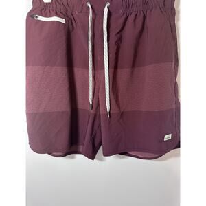 Vuori Men’s Athletic Shorts Burgundy L 8" Inseam Drawstring Zipper Pocket V330
